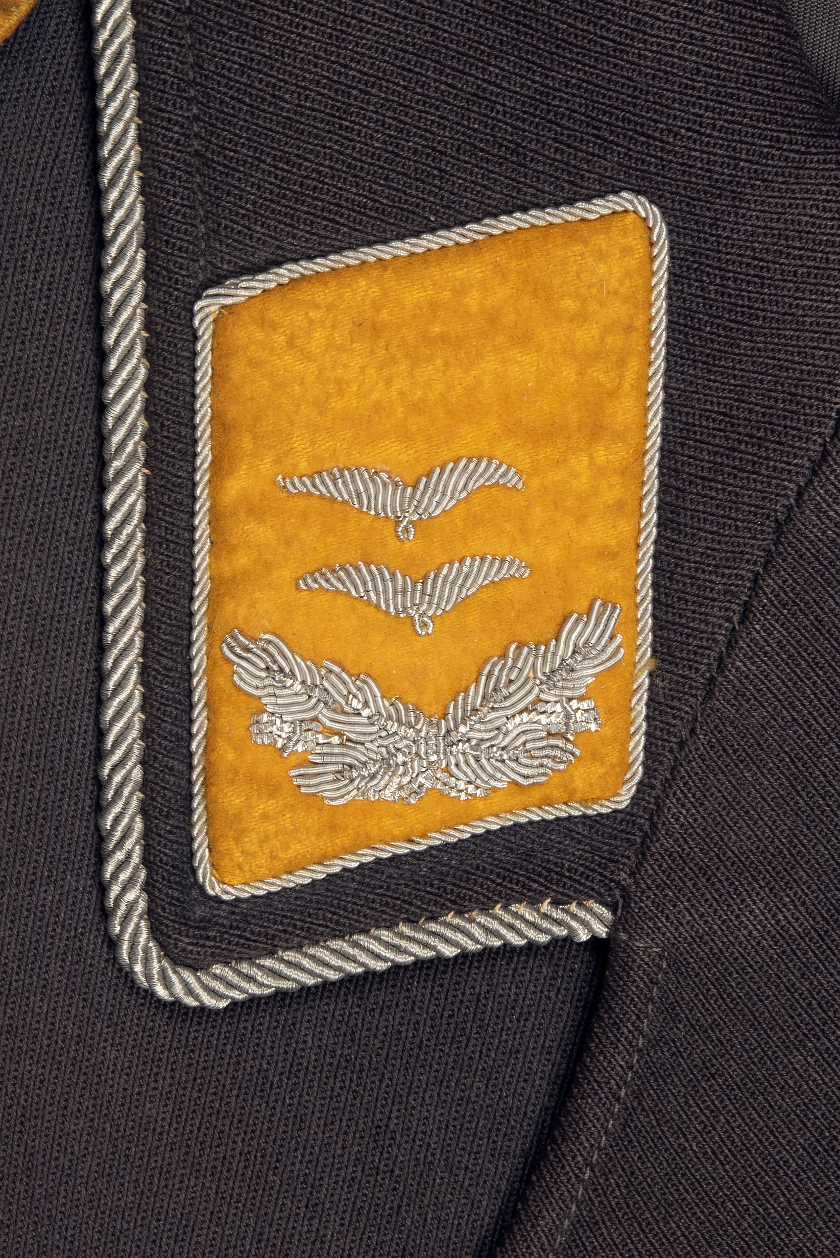 A GERMAN WORLD WAR TWO TUNIC AND PEAKED-CAP FOR AN OBERLEUTNANT IN THE LUFTWAFFE, Airforce blue with - Image 3 of 6