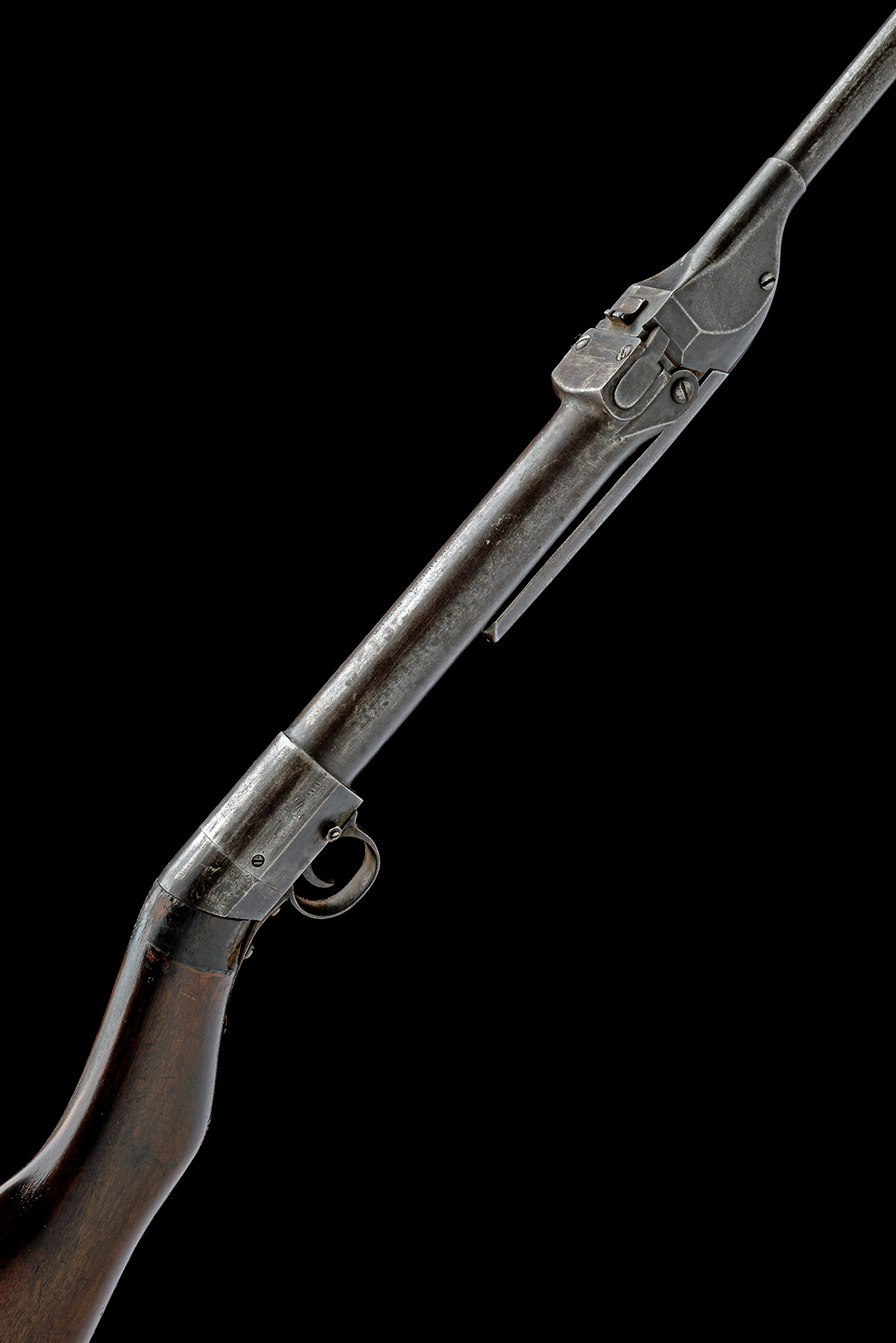 AN EXTREMELY RARE .177 KYNOCH SWIFT BREAK-BARREL AIR-RIFLE, serial no. 122, circa 1908, with