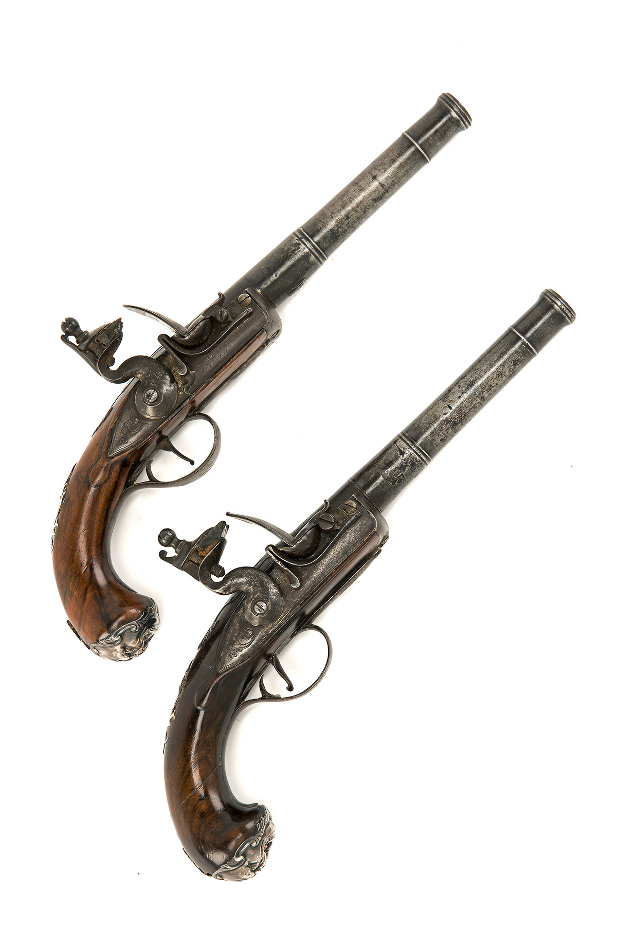 A PAIR OF 22-BORE FLINTLOCK 'FLAT-FRONT' QUEEN ANNE PISTOLS SIGNED WILSON, LONDON, no visible serial