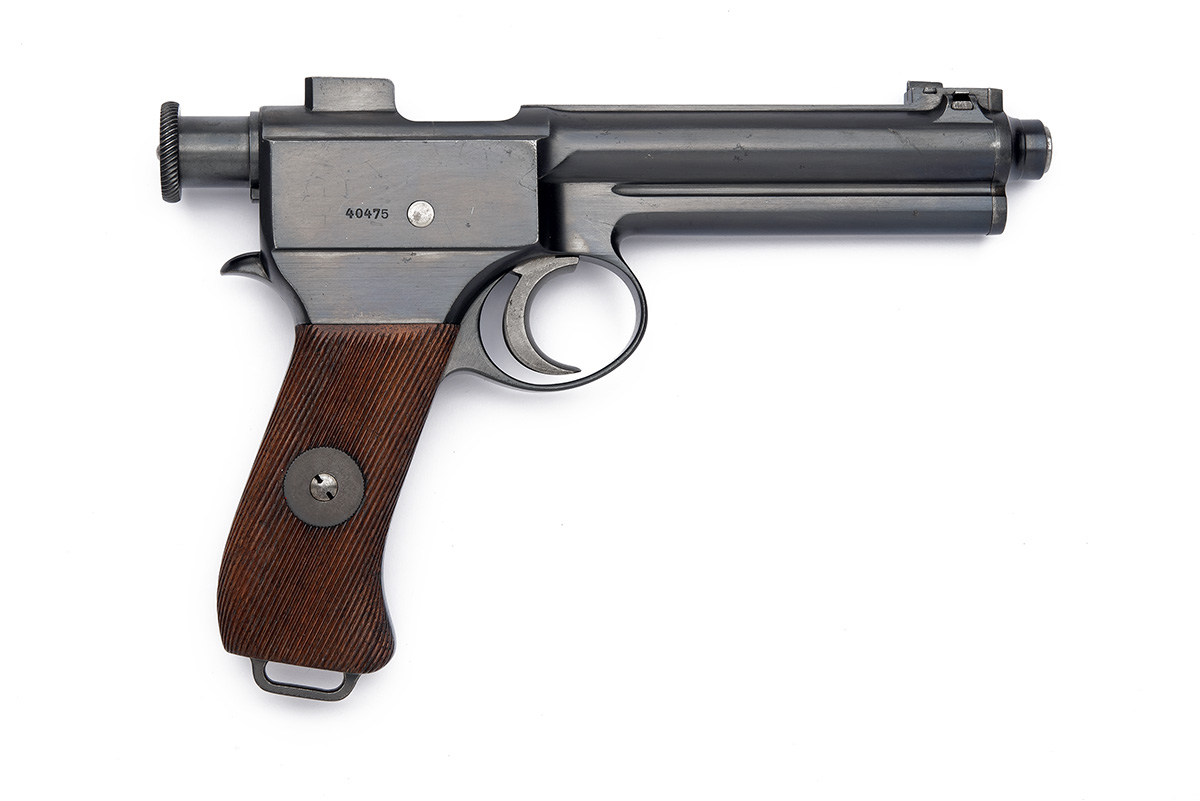 AN EXTREMELY GOOD 8mm (STEYR) ROTH-STEYR M1907 SEMI-AUTOMATIC PISTOL, serial no. 40475, military - Image 2 of 4
