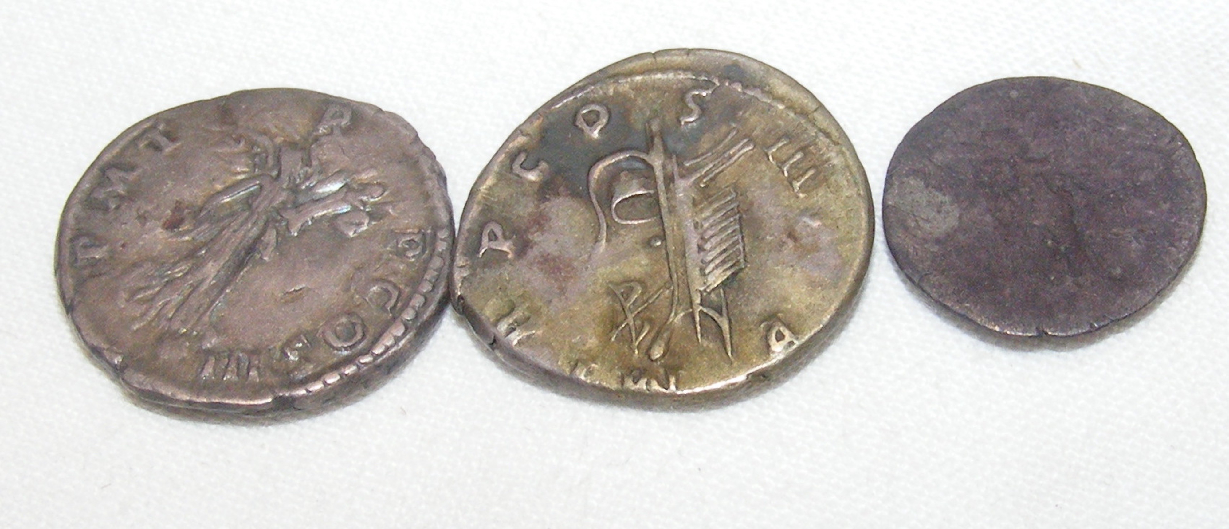 Two Roman silver coins, Hadrian (AD117-138) - 3.1 - Image 2 of 2