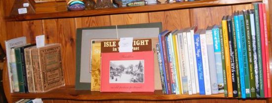 A quantity of Isle of Wight interest books, includ