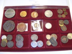 A tray of miscellaneous medallions and coins, 1862