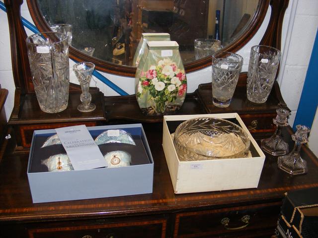 Cut glassware, boxed Wedgwood cups and saucers