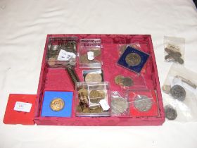 Various collectable coinage including crowns