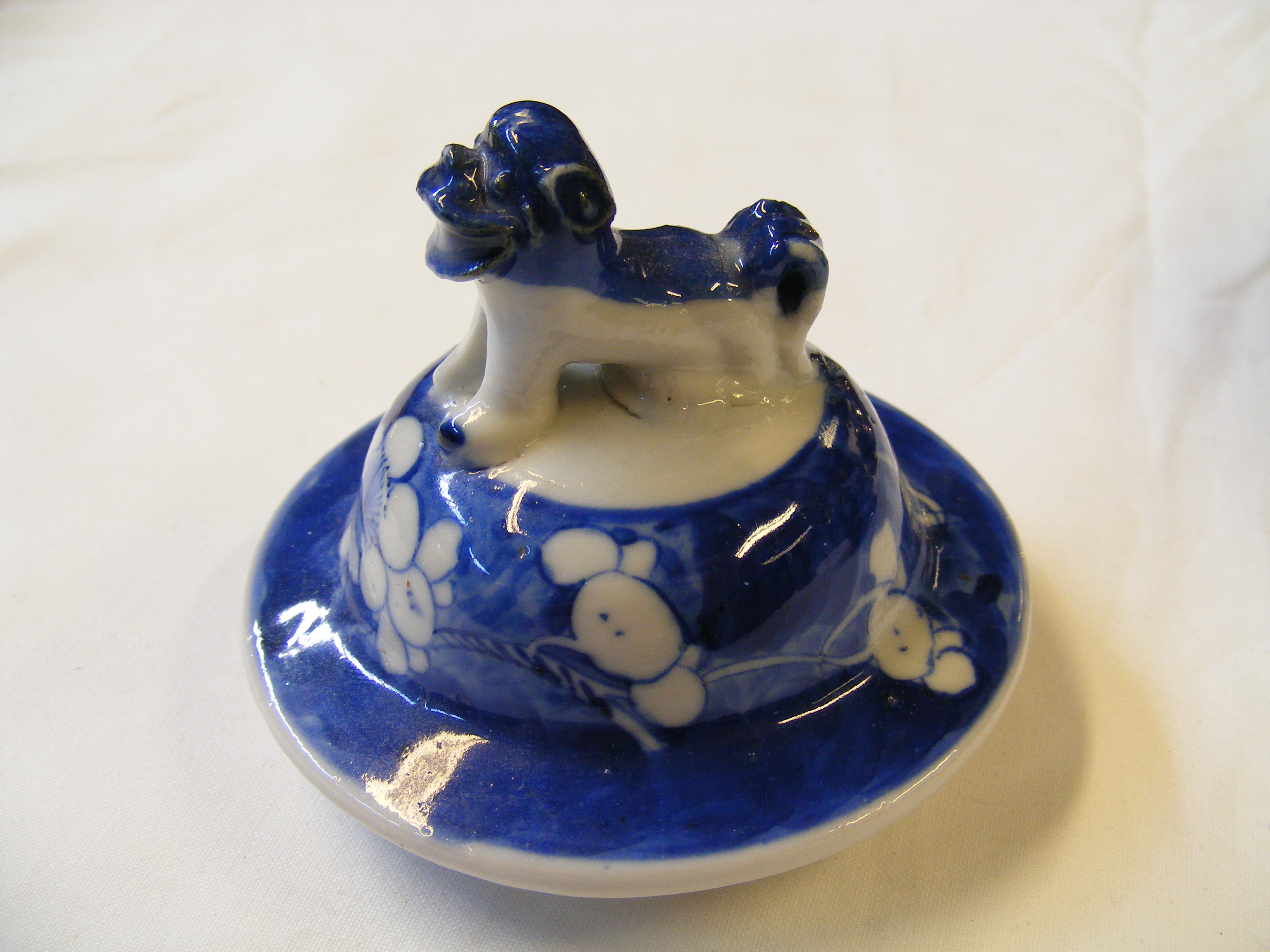 A Chinese blue and white ginger jar and cover, tog - Image 39 of 40