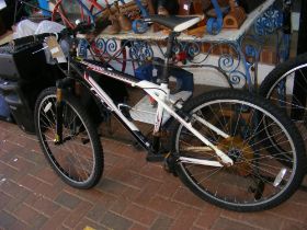 A GT Palomar 6061 Mountain Bike