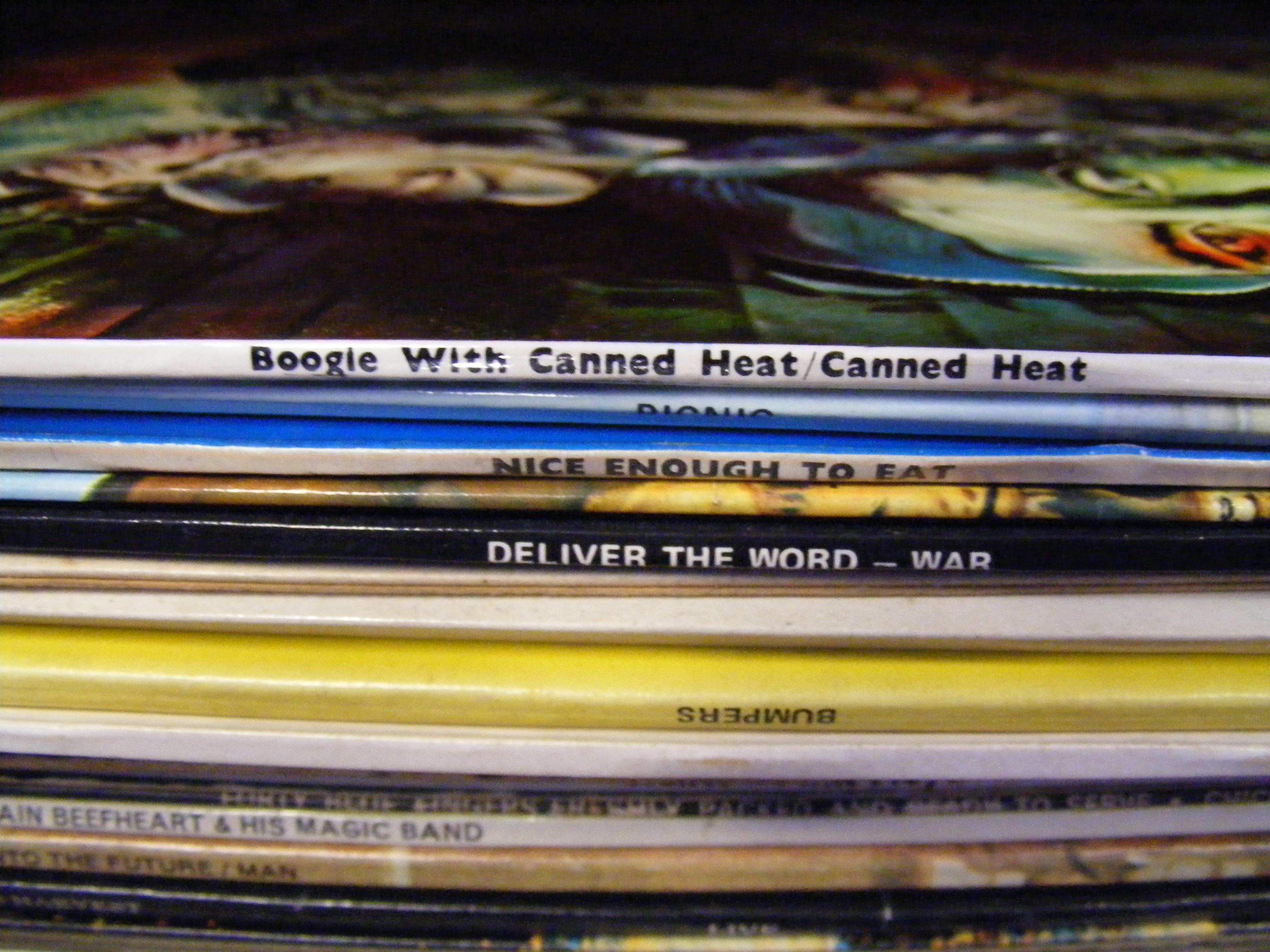 A collection of vinyl LP records - Image 12 of 12