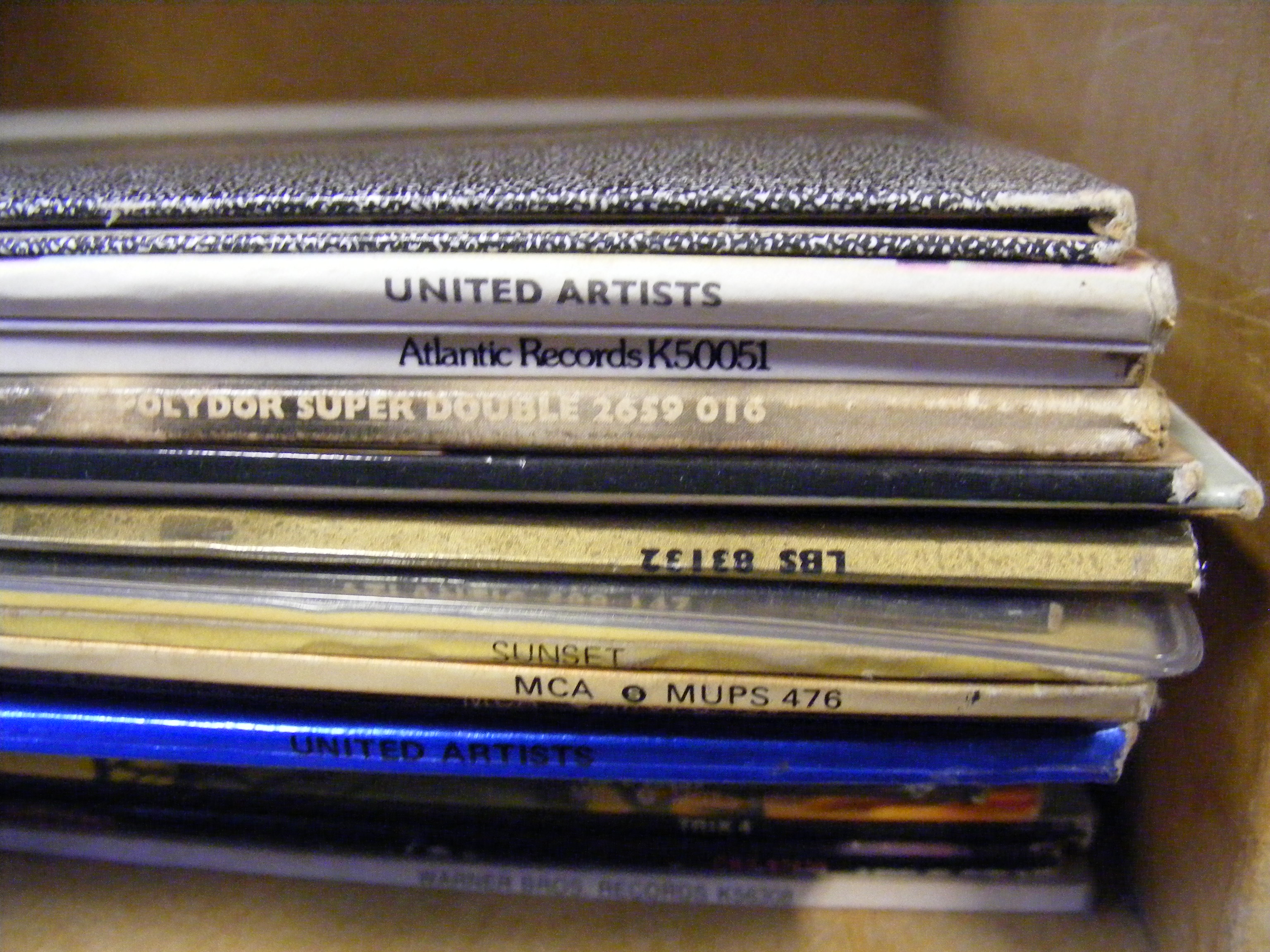 A collection of vinyl LP records - Image 6 of 12