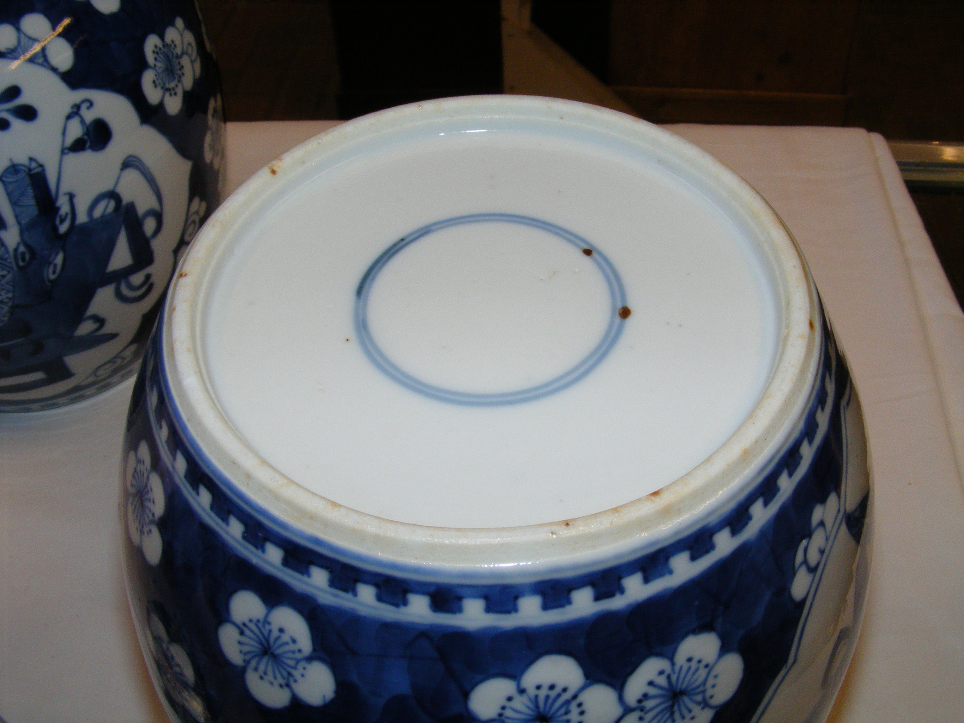 An antique Chinese ginger jar and cover together w - Image 7 of 32