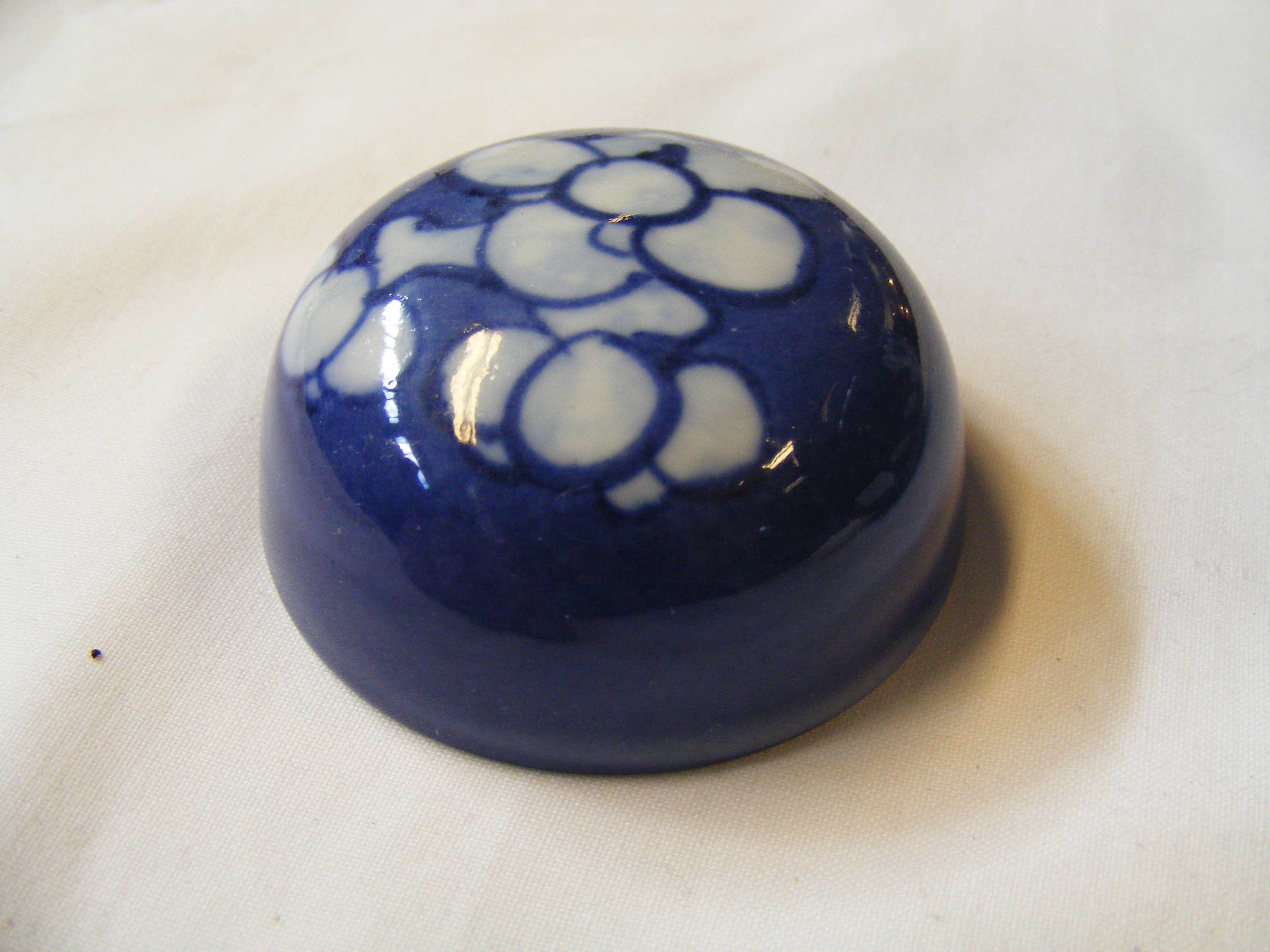 A Chinese blue and white ginger jar and cover, tog - Image 29 of 40
