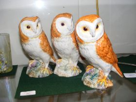 Three Beswick owl ornaments - 1046