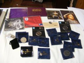 Various collectable coinage including Countdown to