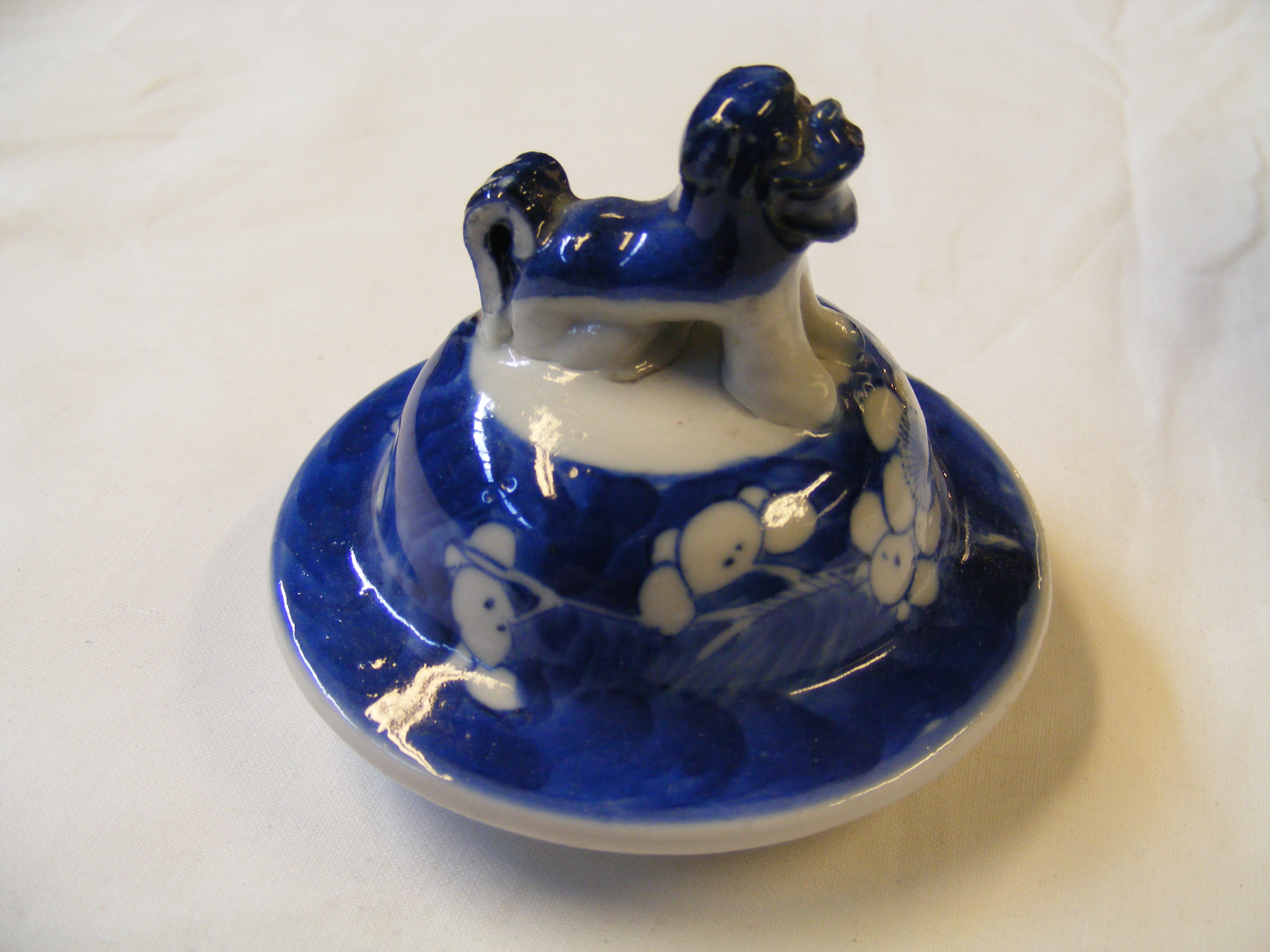 A Chinese blue and white ginger jar and cover, tog - Image 40 of 40
