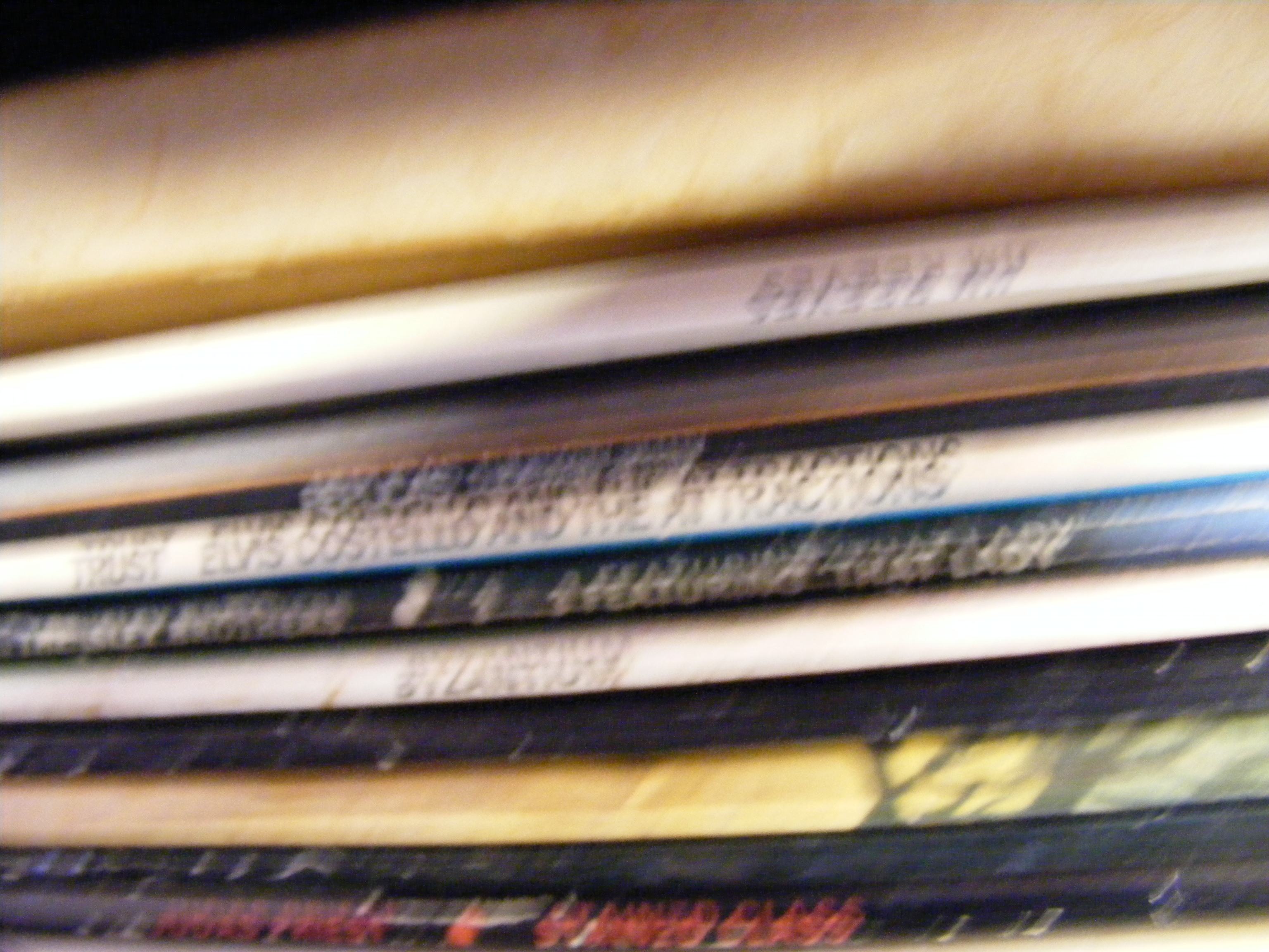 A collection of vinyl LP records - Image 2 of 12