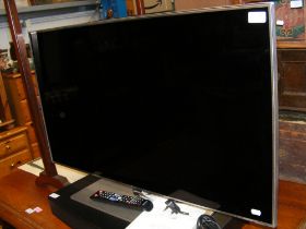 A Samsung UE40F7000STXXU 40inch screen TV with Use
