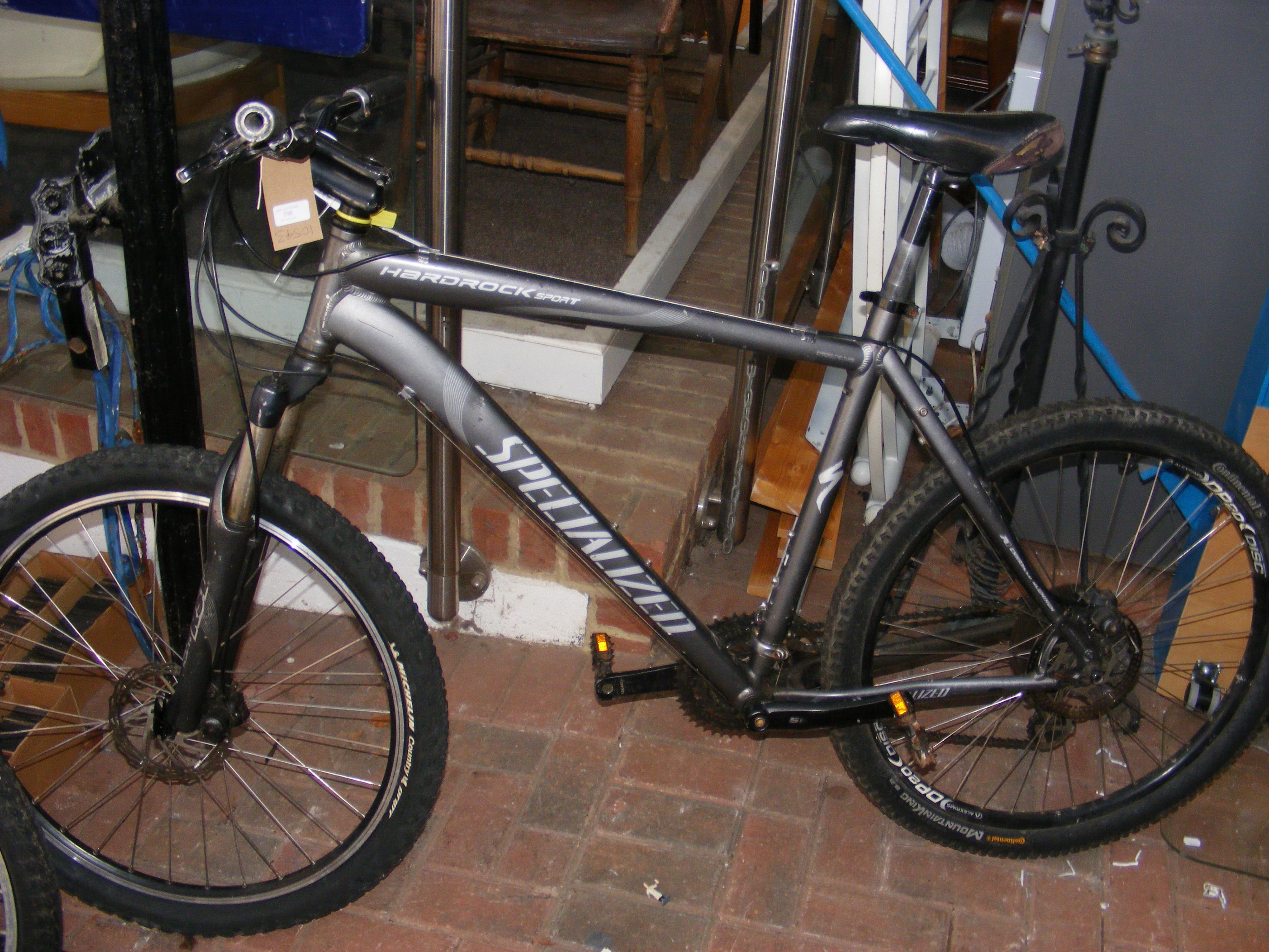 A Specialized Hardrock Sport Mountain Bike