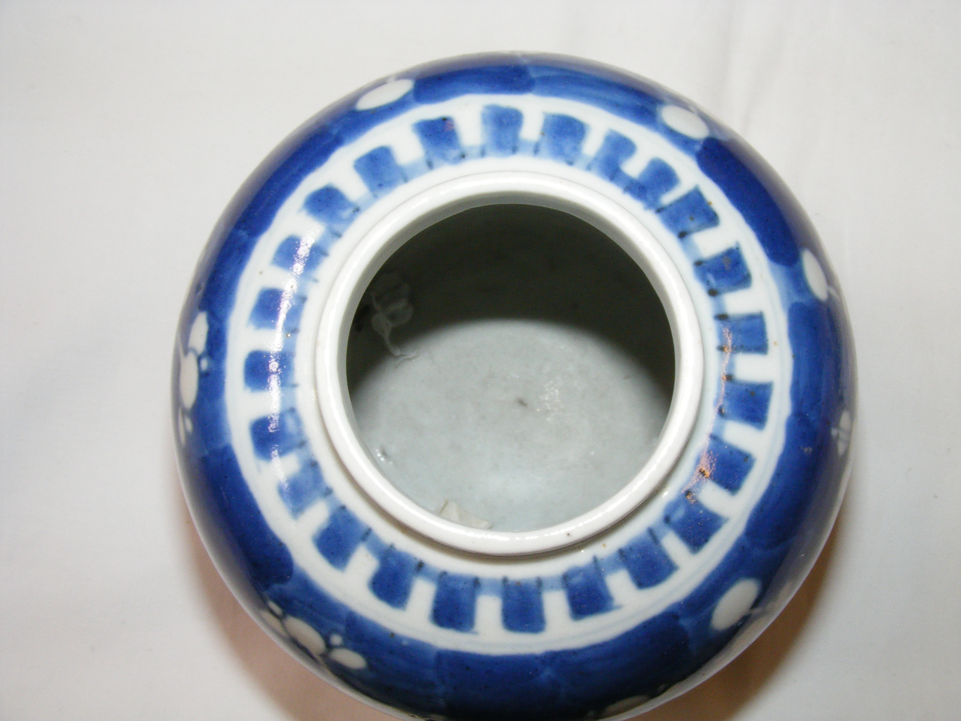 A Chinese blue and white ginger jar and cover, tog - Image 6 of 40