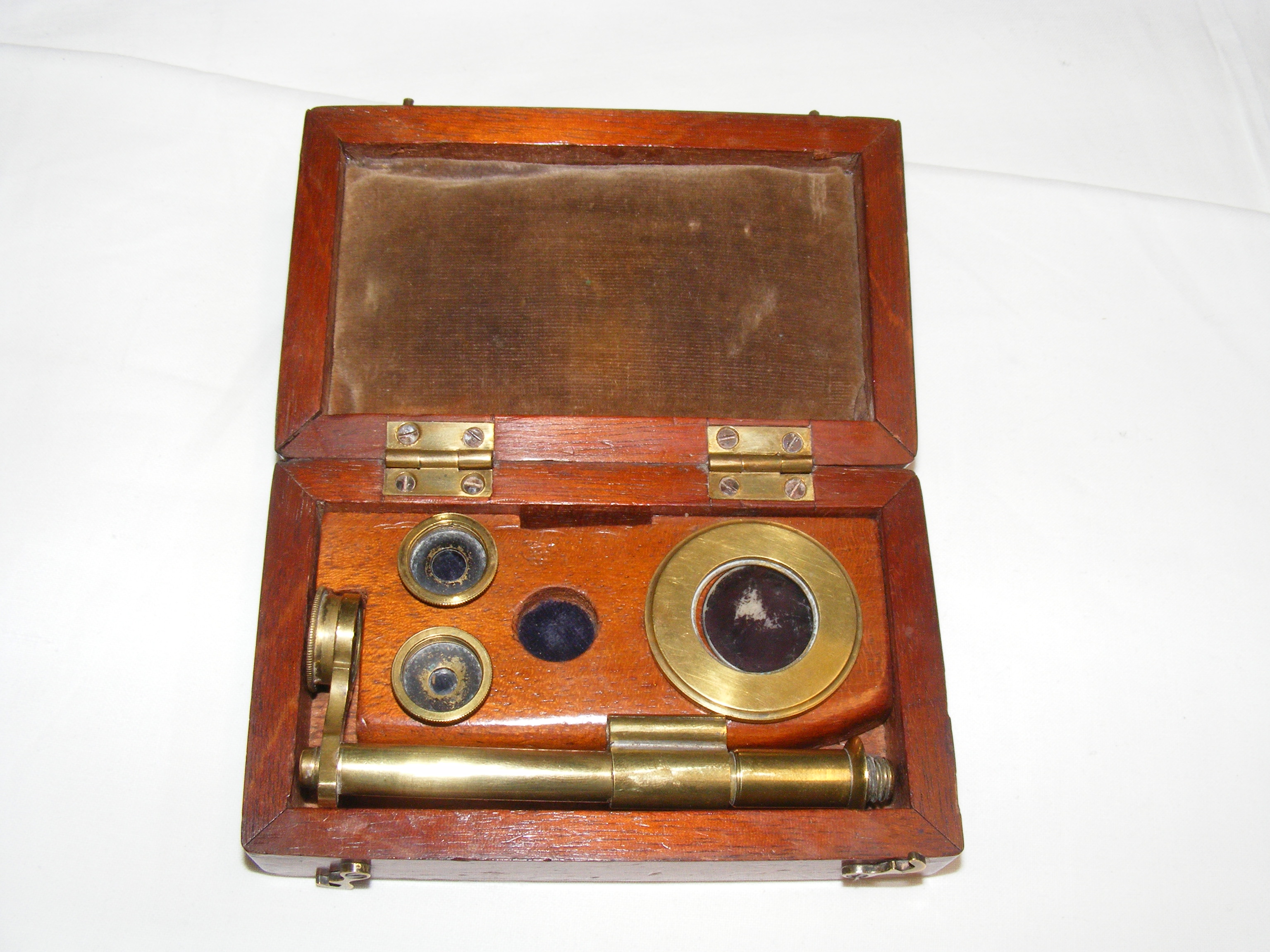 A Victorian pocket microscope with interchangeable - Image 3 of 8