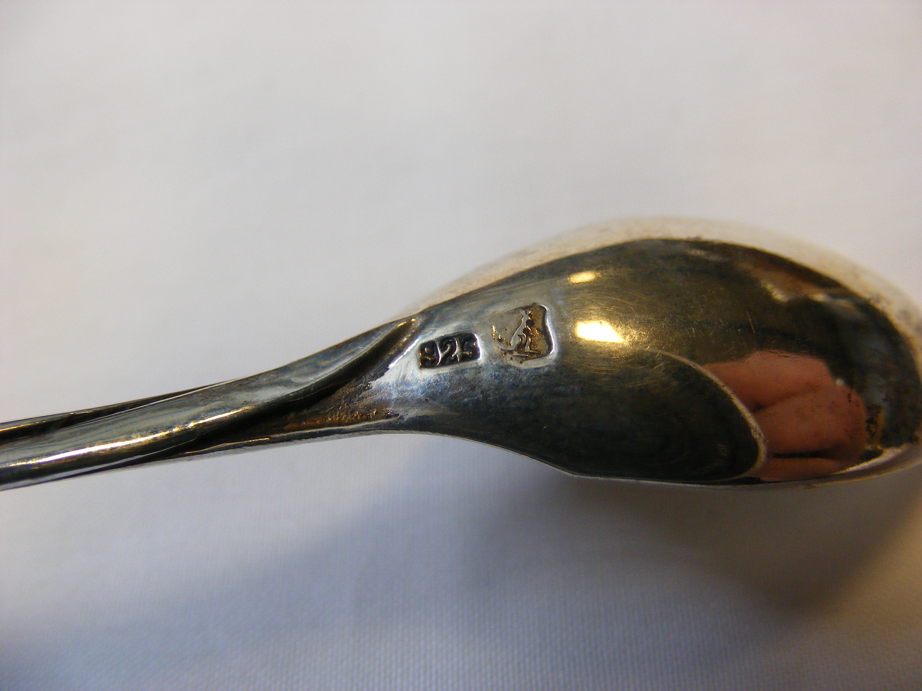 A set of six Australian silver teaspoons - Image 2 of 2