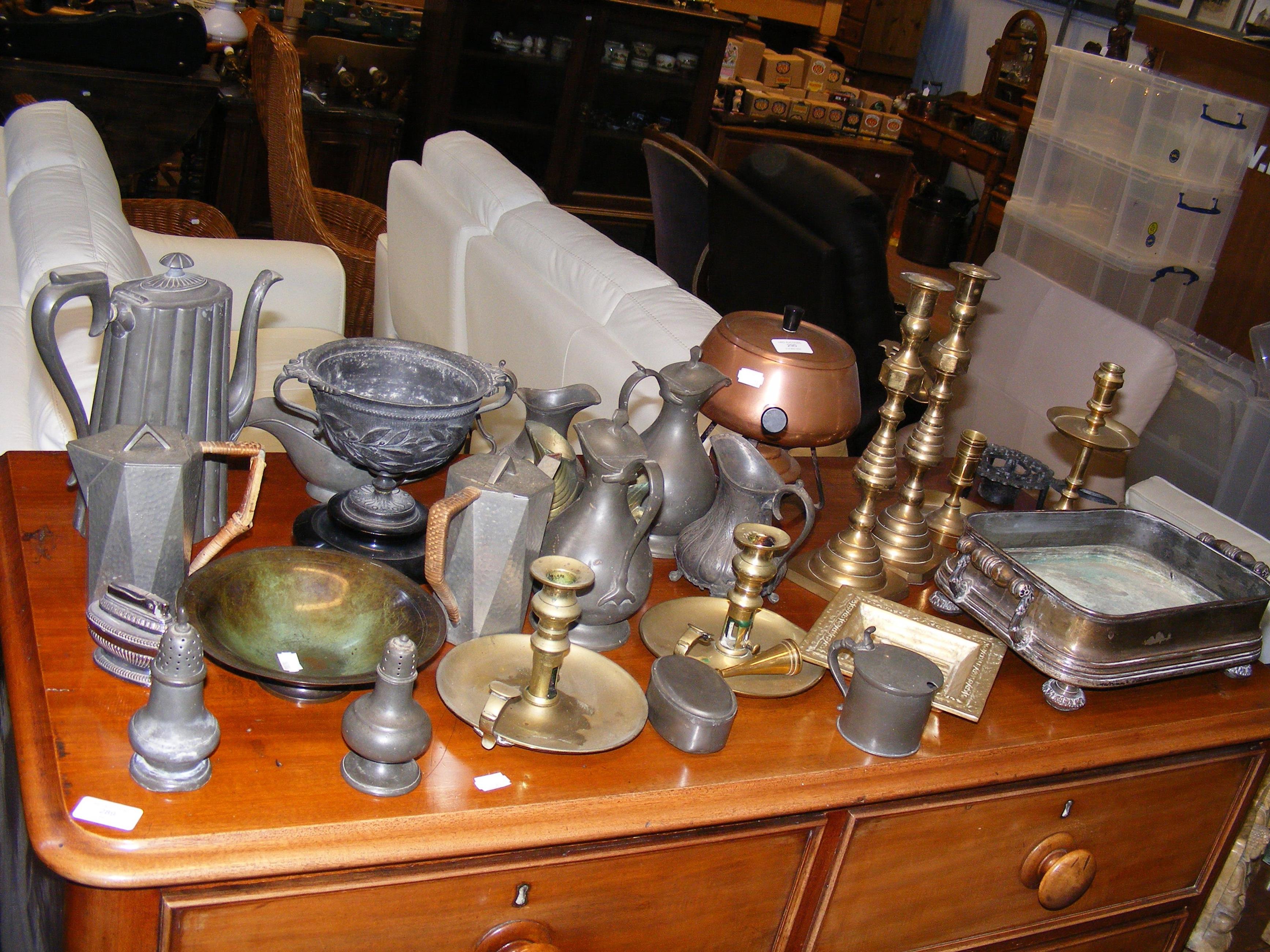 A selection of collectable metal ware including br