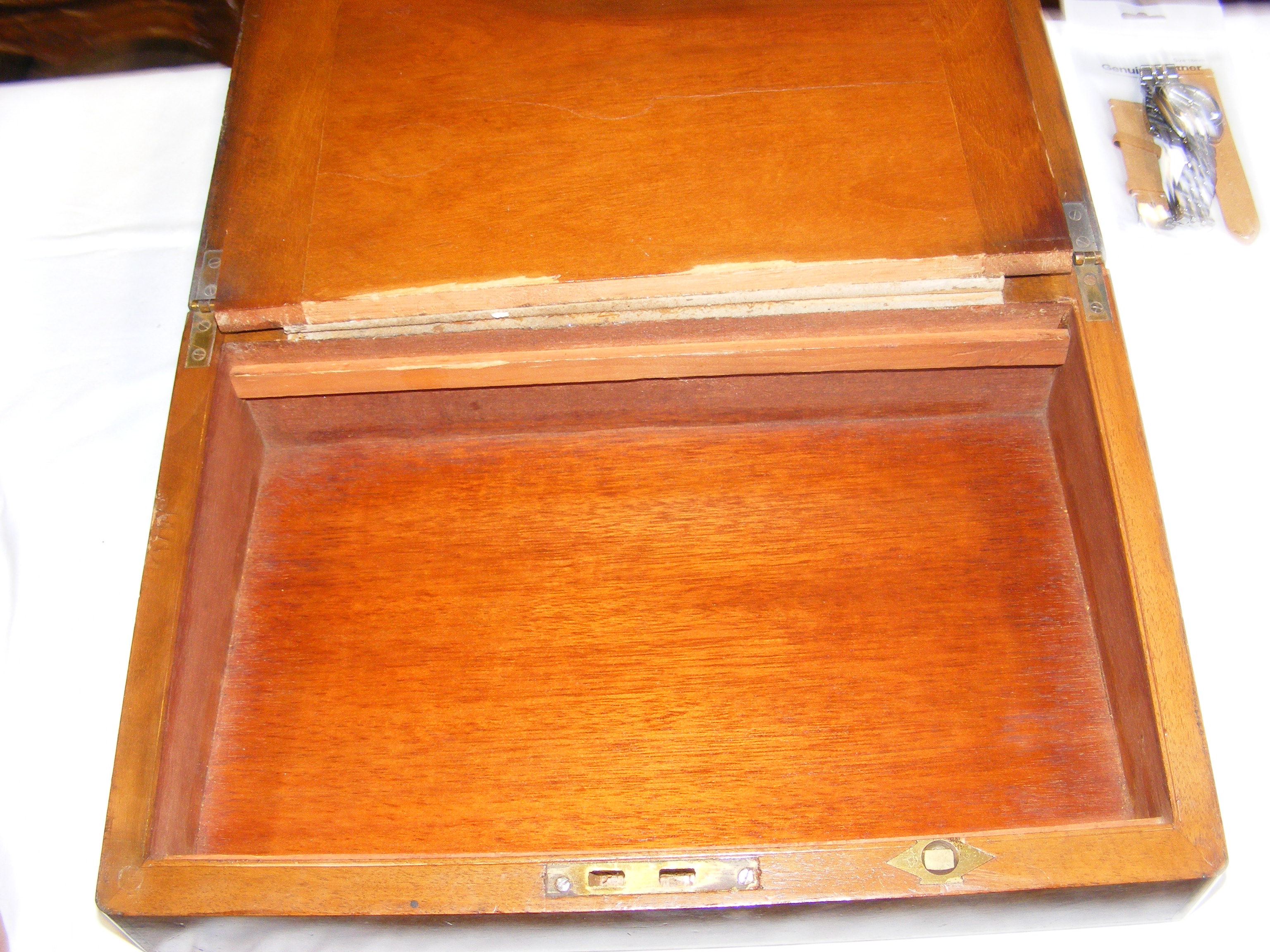 A jewellery box with glass front, together with wr - Image 17 of 36