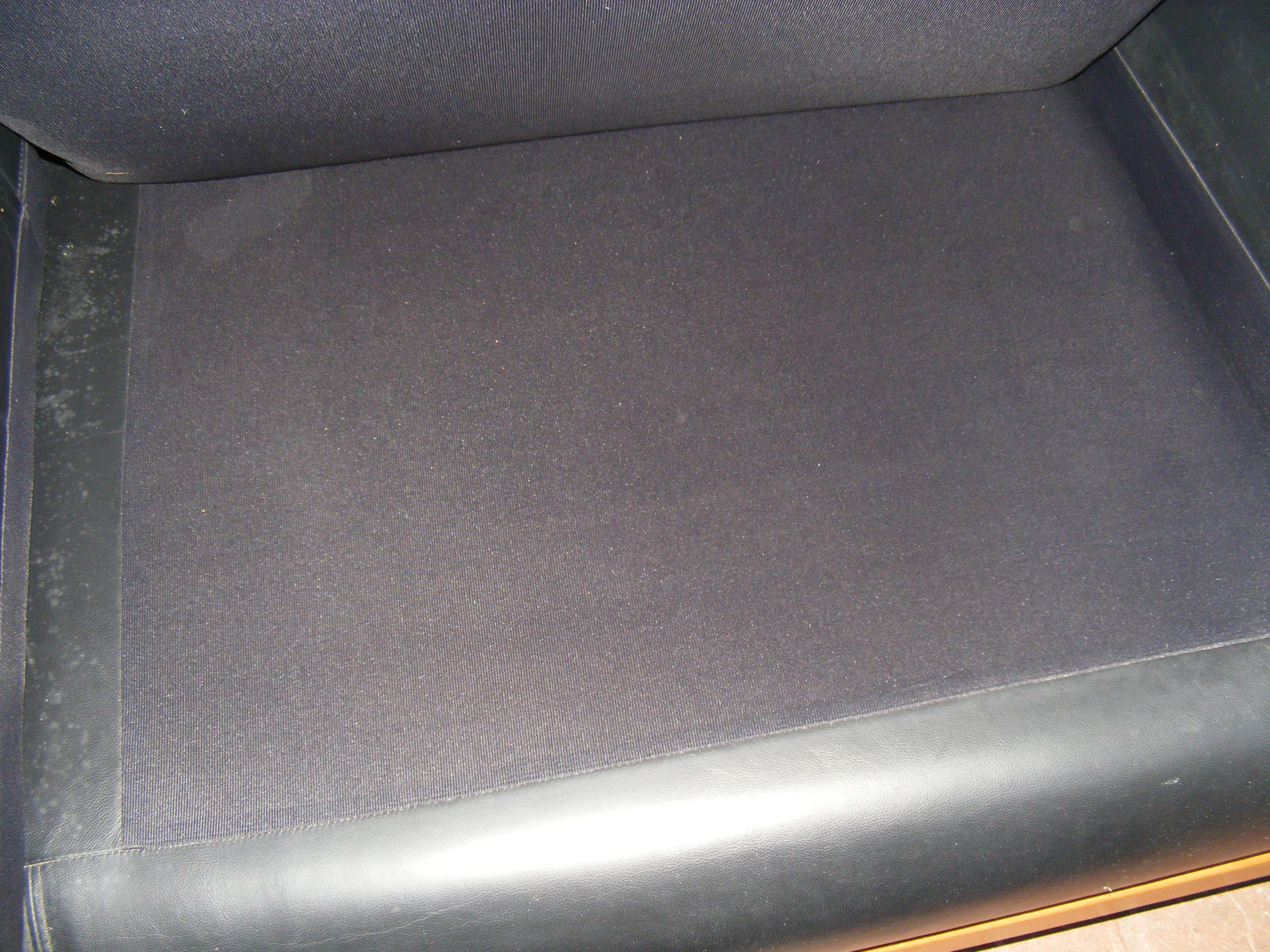 An Ercol black leather sofa with matching footstoo - Image 6 of 12