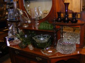 Assorted glass, including Commemorative Queen Eliz