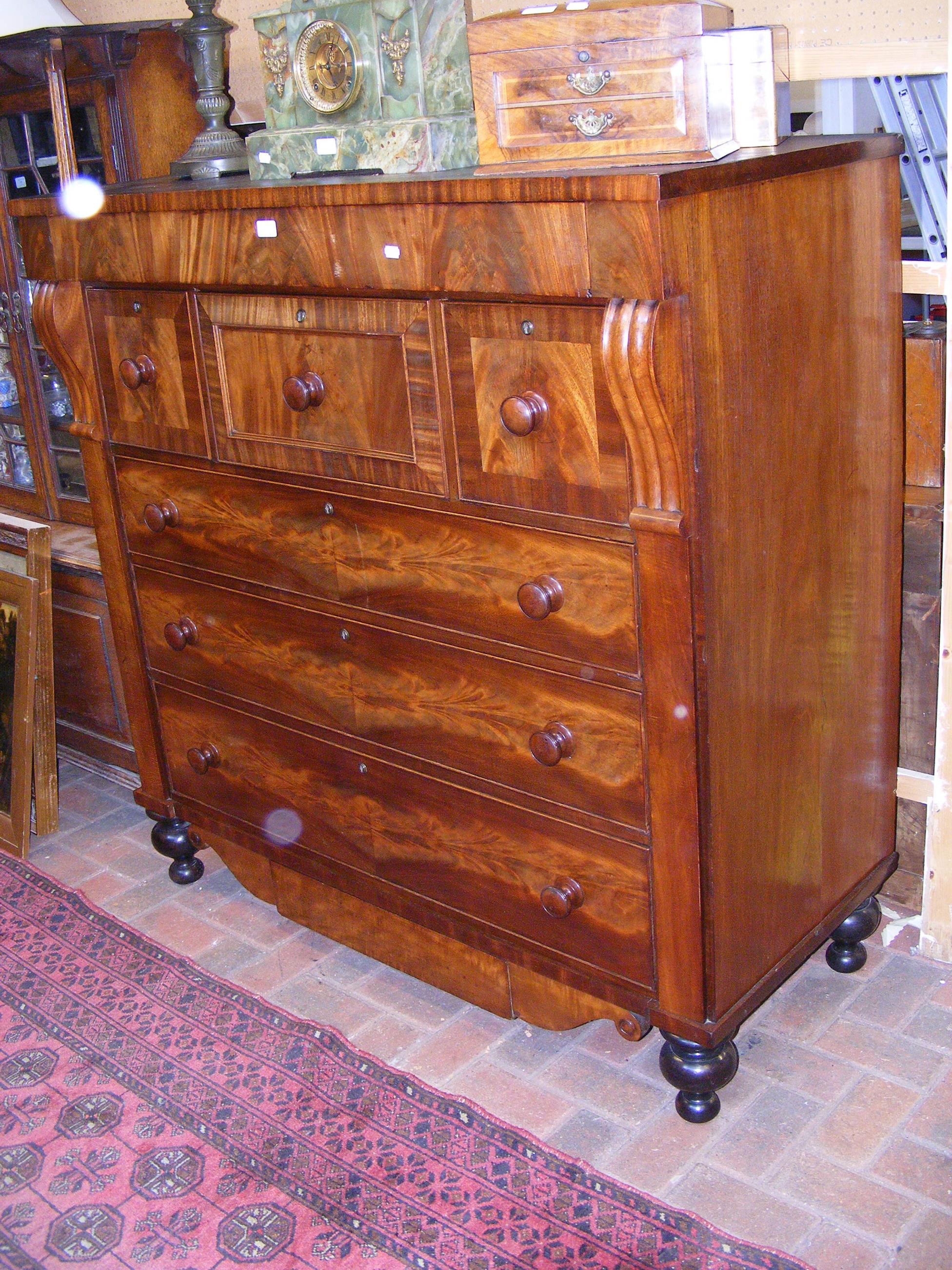 An antique Scottish mahogany chest of drawers - 13