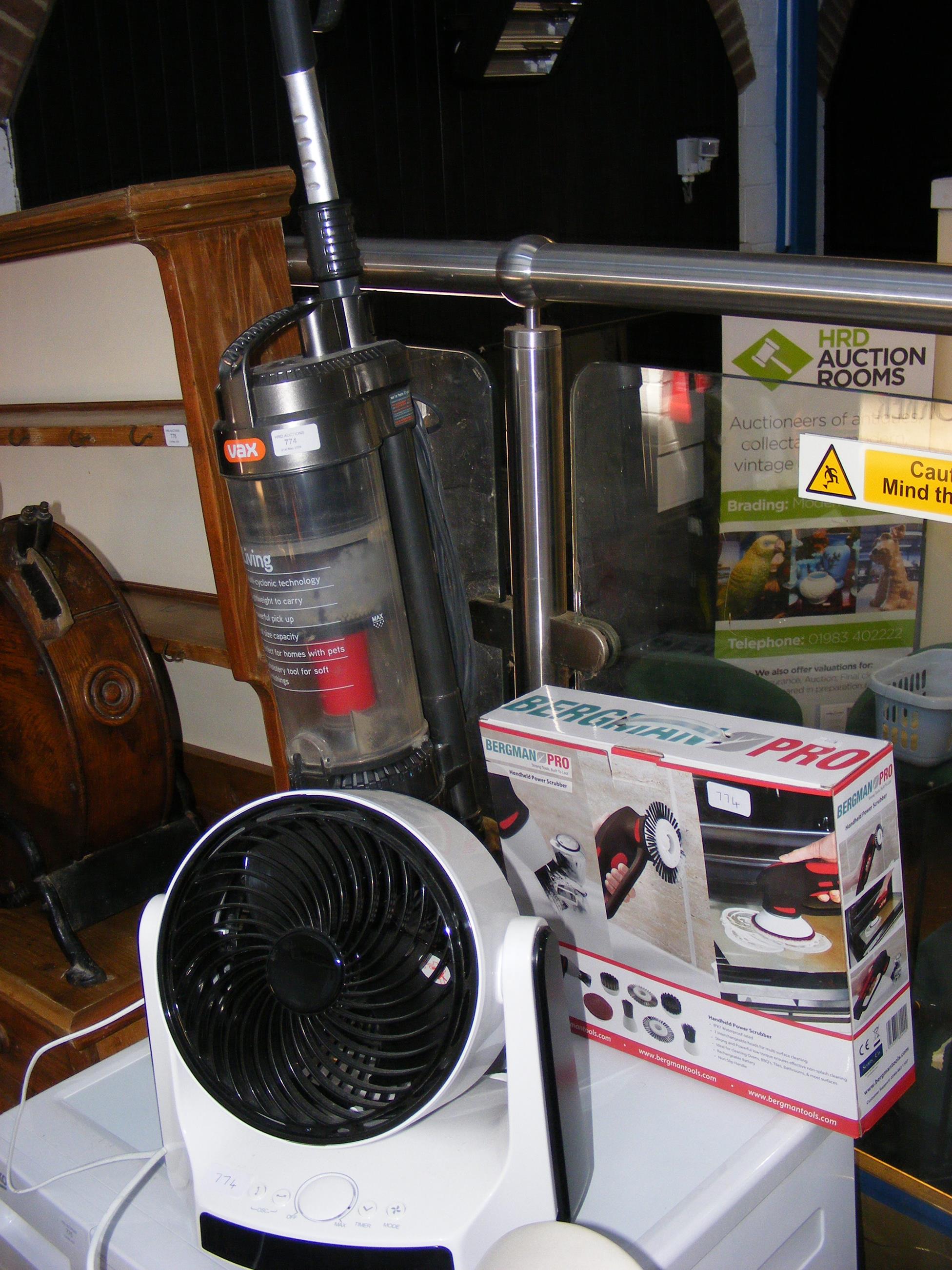 A Vax vacuum cleaner, Bergman Pro handheld power s