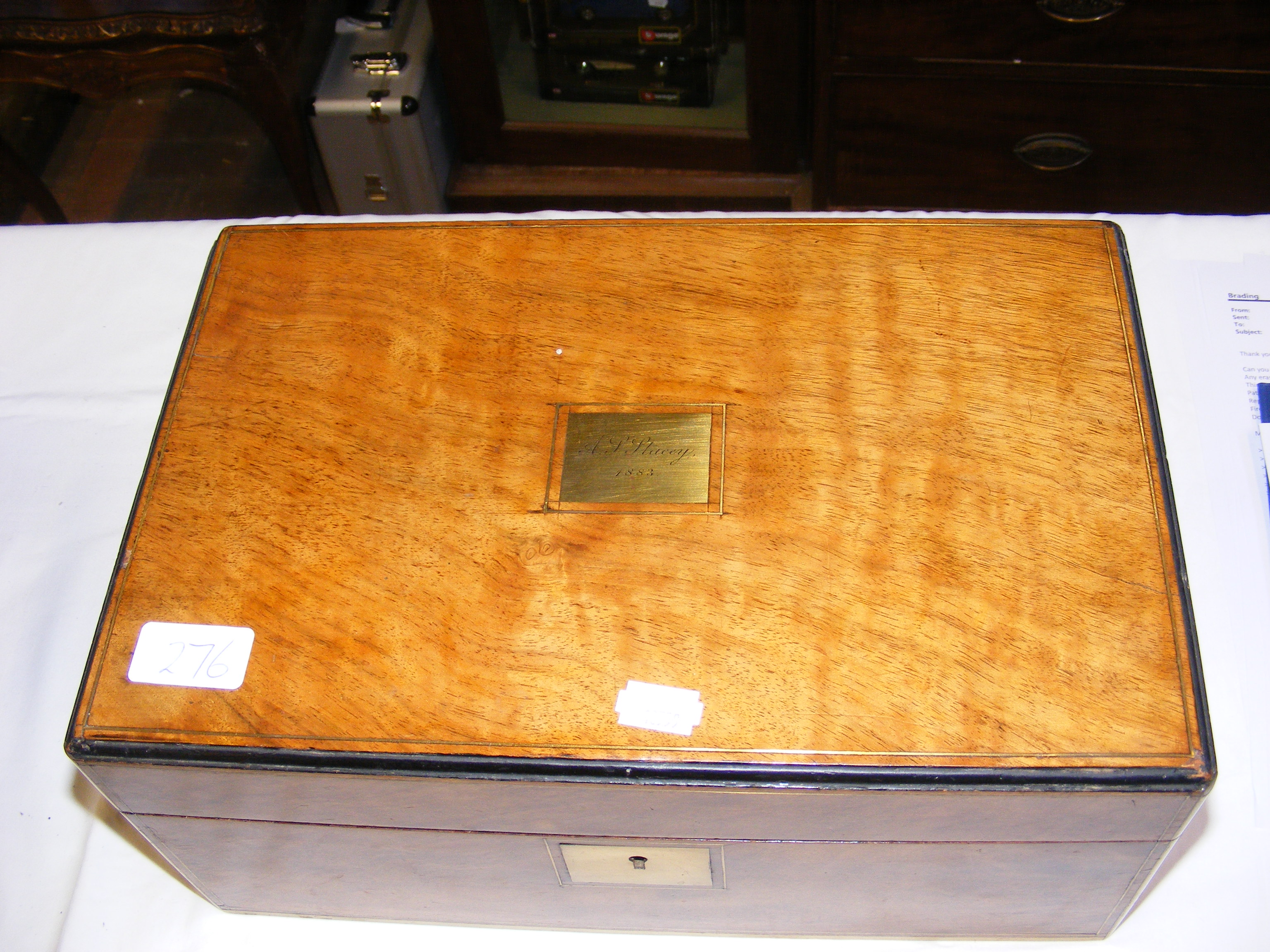 A jewellery box with glass front, together with wr - Image 6 of 36