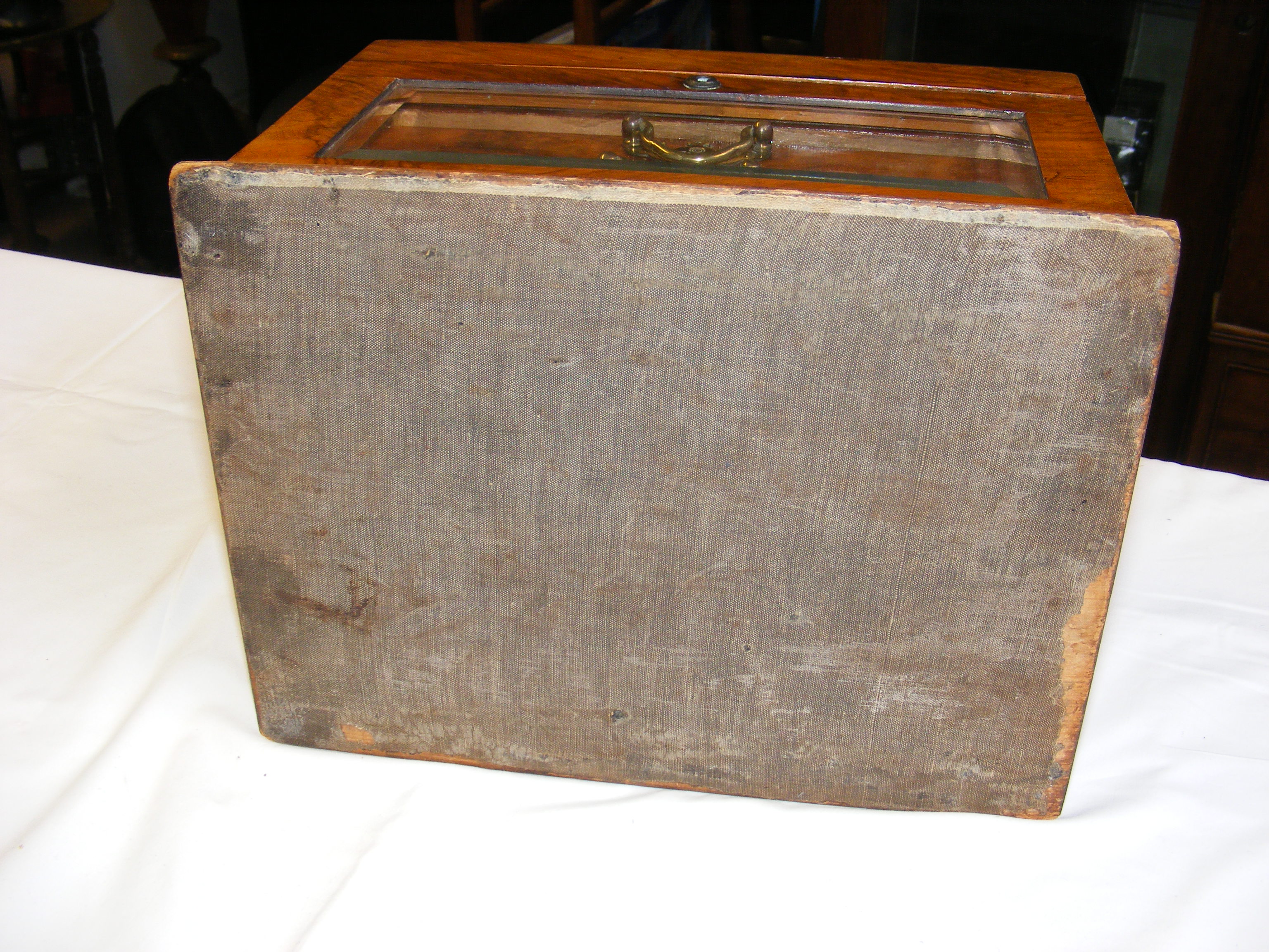 A jewellery box with glass front, together with wr - Image 31 of 36