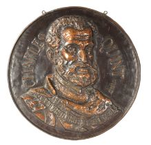 A LATE 19TH CENTURY CAST BRONZE CIRCULAR HANGING PLAQUE OF CHARLES QUINT