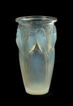 AN R. LALIQUE OPALESCENT AND BLUE STAINED CEYLAN GLASS VASE