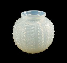 AN R. LALIQUE OPALESCENT BLUE STAINED 'OURSIN' GLOBULAR VASE