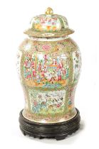 A LARGE 19TH CENTURY CANTONESE FAMILLE ROSE VASE AND COVER