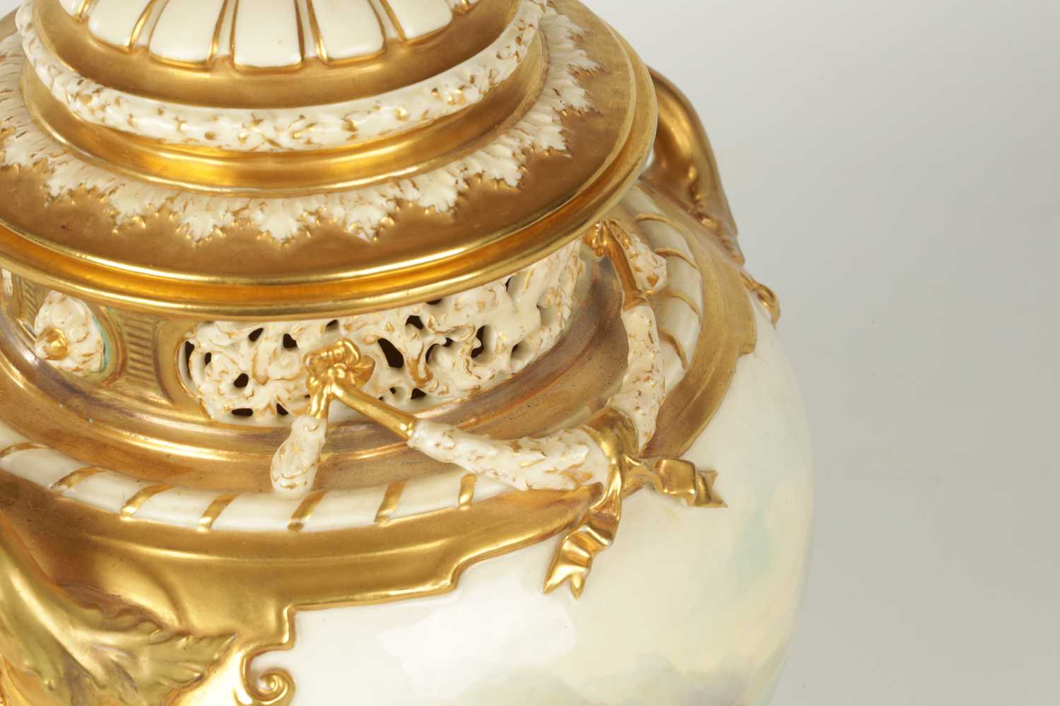 JOHN STINTON. A FINE RICHLY GILT, RELIEF MOULDED TWO HANDLED BULBOUS BLUSHED IVORY POT POURRI CABINE - Image 7 of 11