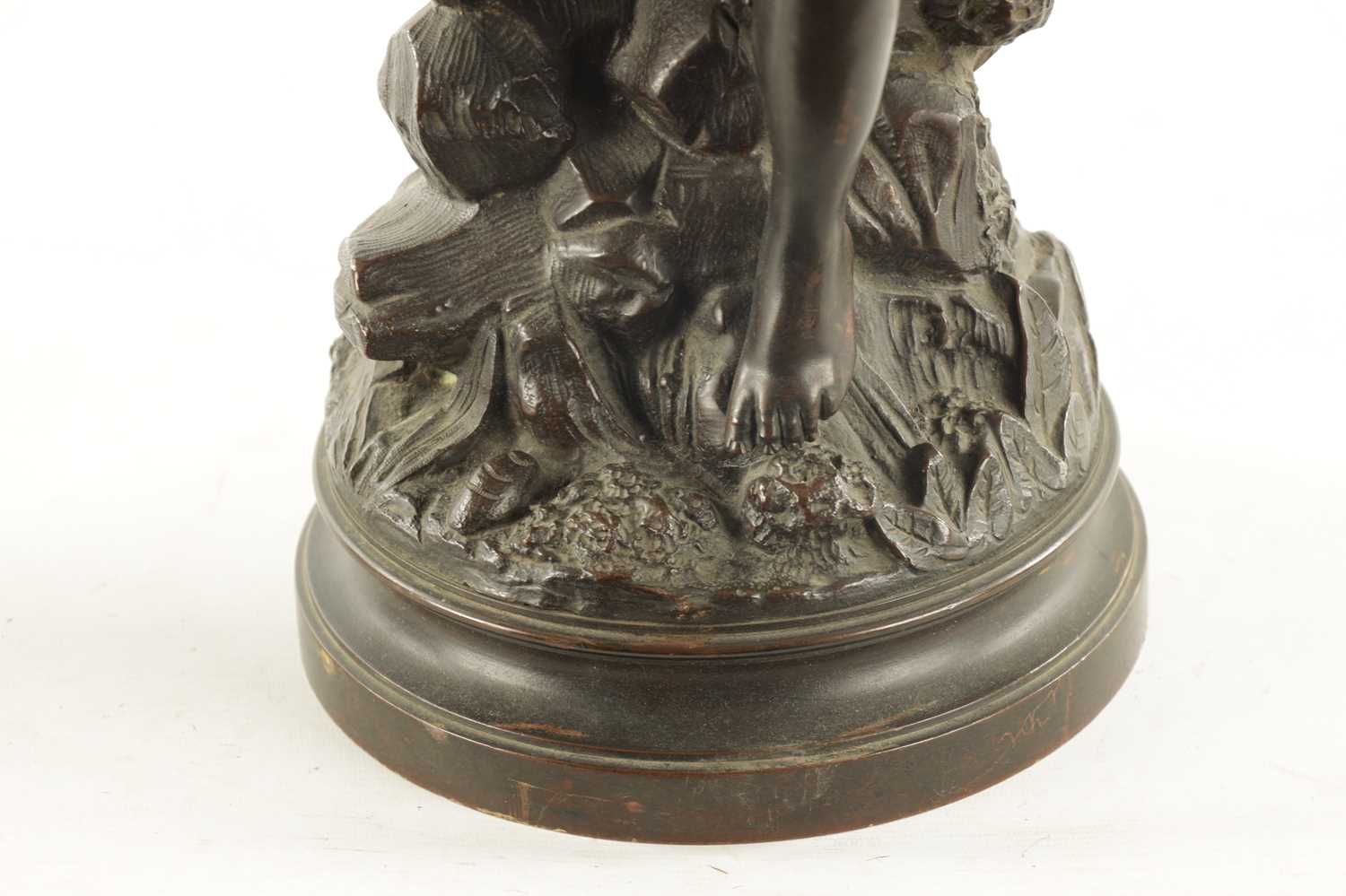 GUSTAVE REY. A 19TH CENTURY FRENCH BRONZE FIGURE OF A YOUNG LADY - Image 4 of 9