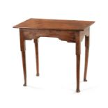 AN EARLY 18TH CENTURY YEW WOOD SIDE TABLE