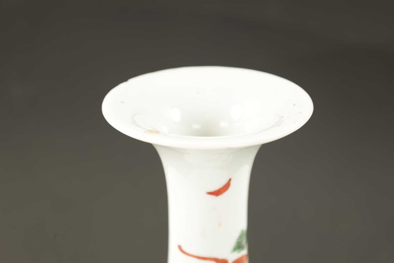 A 19TH CENTURY CHINESE FAMILLE VERTE VASE - Image 3 of 7