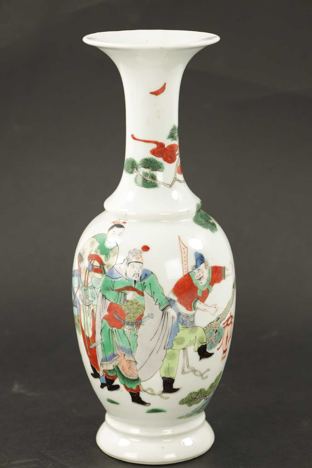 A 19TH CENTURY CHINESE FAMILLE VERTE VASE - Image 2 of 7