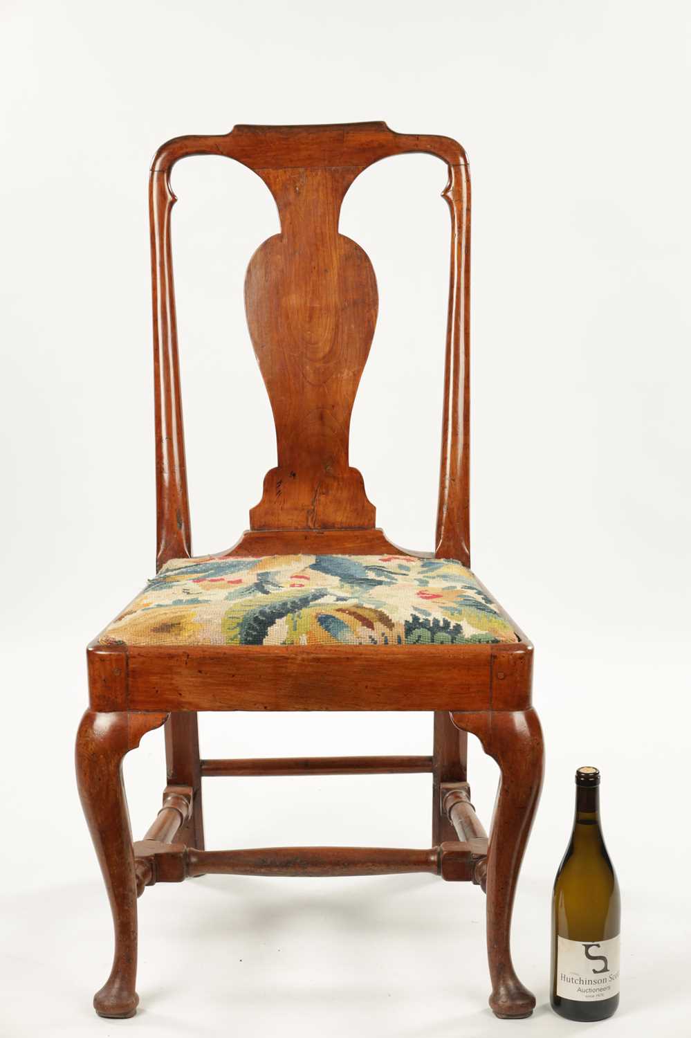 AN EARLY 18TH CENTURY FRUITWOOD SIDE CHAIR WITH PERIOD NEEDLEWORK COVERED SEAT - Image 2 of 7