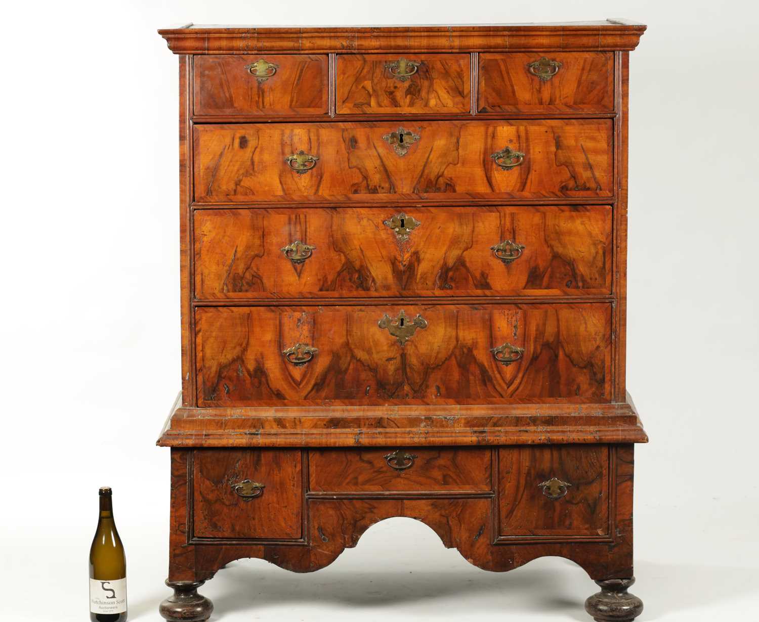 AN EARLY 18TH CENTURY WALNUT CHEST ON STAND - Image 2 of 16