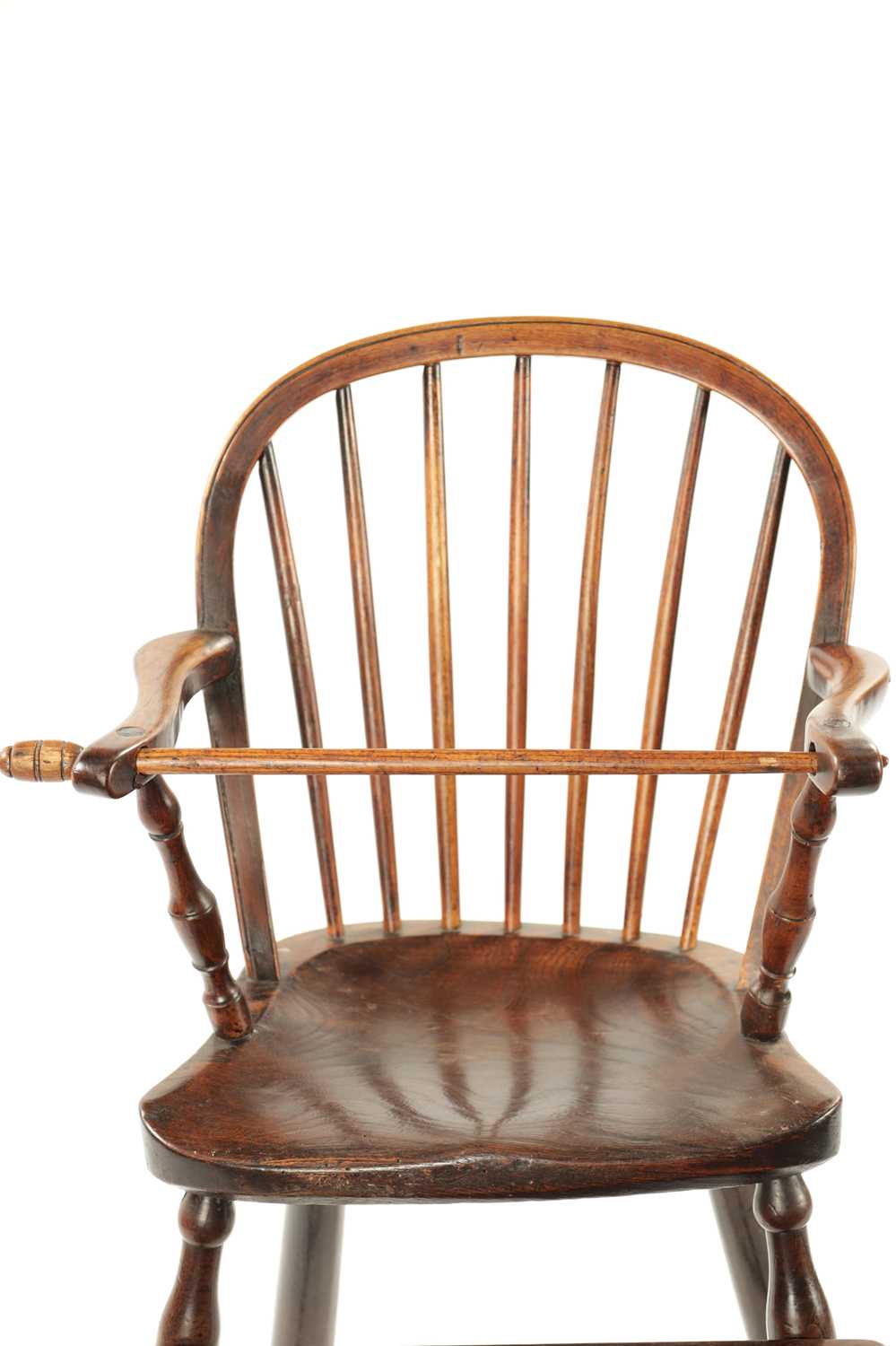 A 19TH CENTURY FRUITWOOD CHILDREN’S SPINDLE BACK HIGH CHAIR - Image 3 of 7