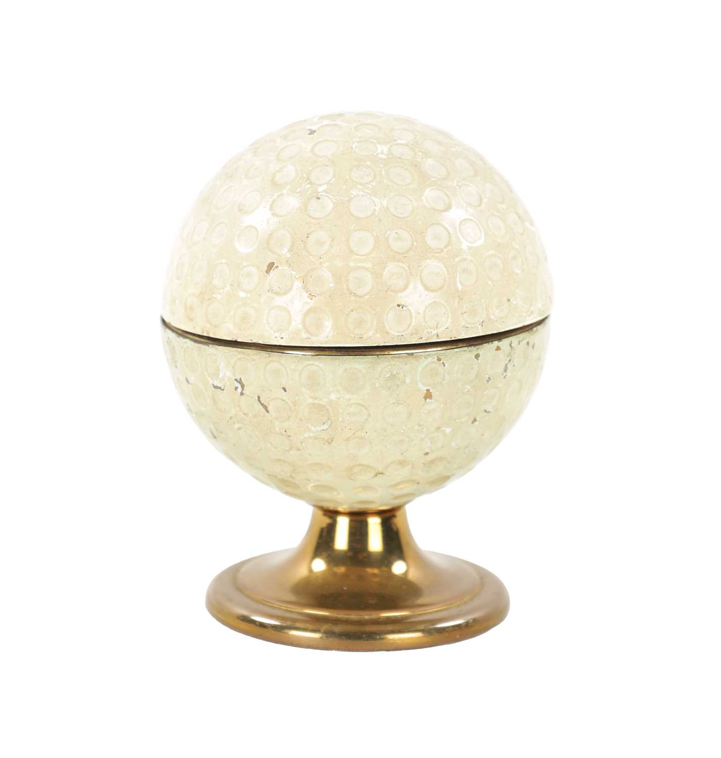 ‘GOLFING INTEREST’ A DESK LIGHTER FORMED AS A GOLF BALL ON STAND