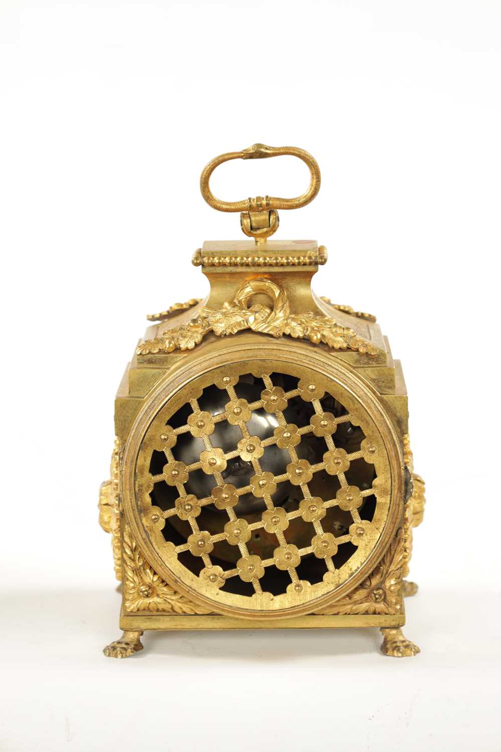 AN EARLY 19TH CENTURY ORMOLU PENDULE D’OFFICIER QUARTER CHIMING MANTEL CLOCK - Image 5 of 8