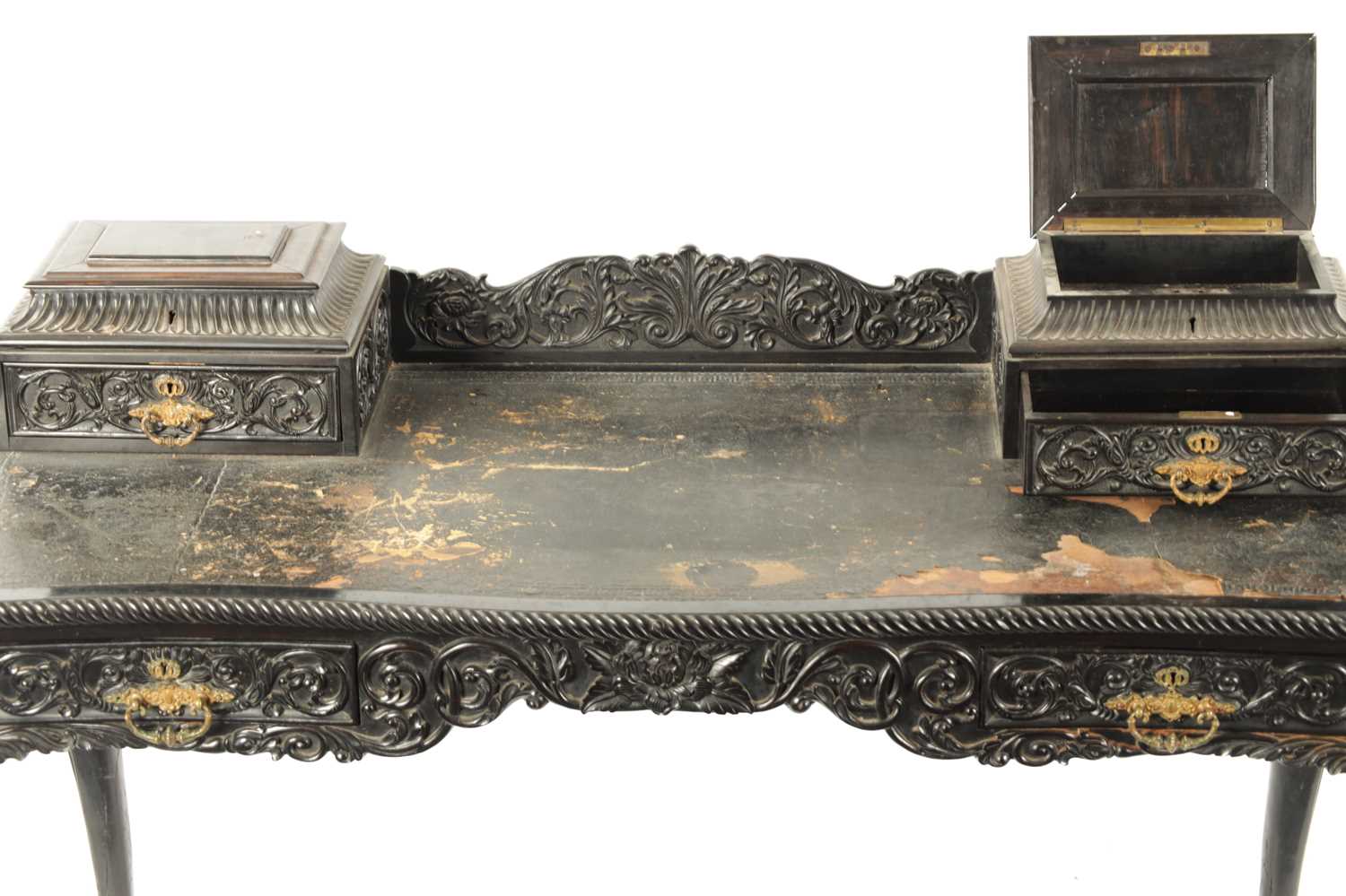 A 19TH CENTURY CARVED COROMANDEL INDO-PORTUGUESE WRITING DESK - Image 8 of 10