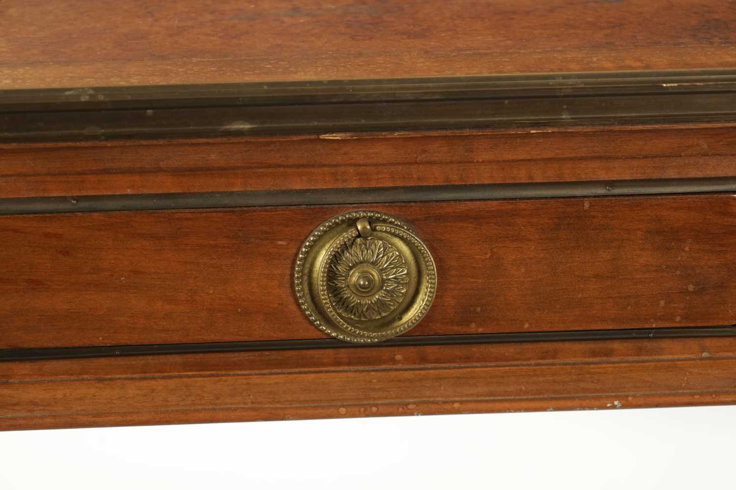 A 19TH CENTURY ORMOLU MOUNTED MAHOGANY EMPIRE STYLE WRITING TABLE - Image 3 of 5
