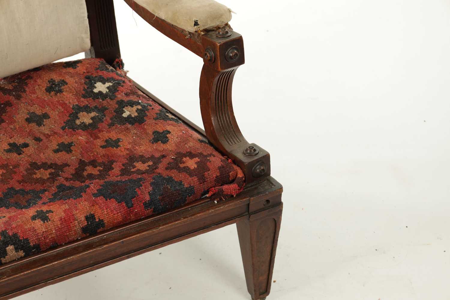 A WILLIAM IV MAHOGANY UPHOLSTERED LIBRARY CHAIR IN THE MANNER OF MARSH AND TATHAM - Image 3 of 4