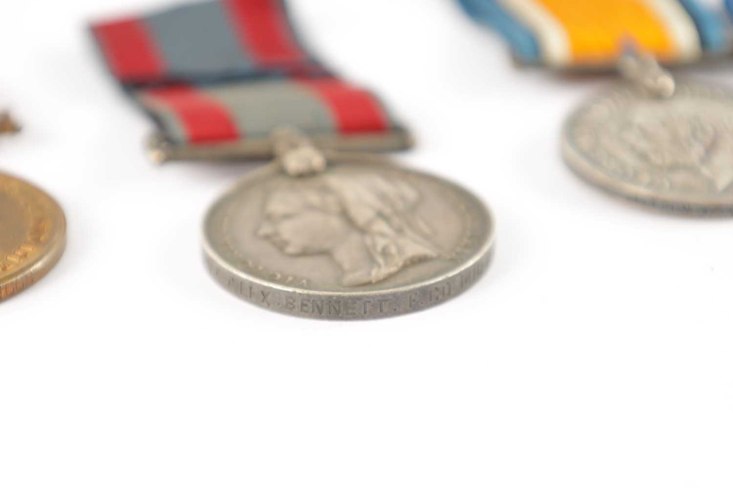 A COLLECTION OF FIVE WAR MEDALS - Image 7 of 13